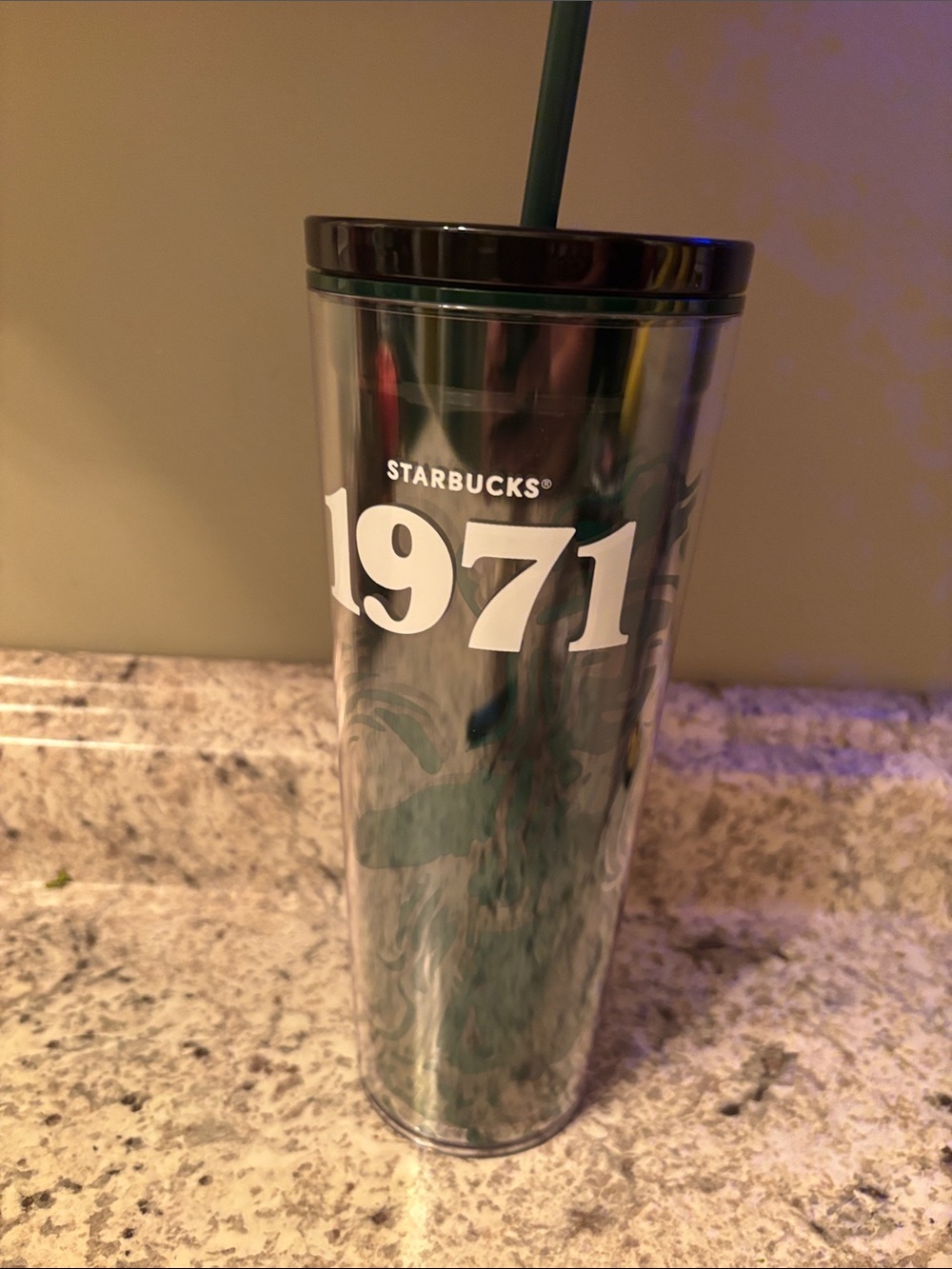 Starbucks Green 1971 Tall Travel Tumbler 24 ounce with Dark Green Lid NWT